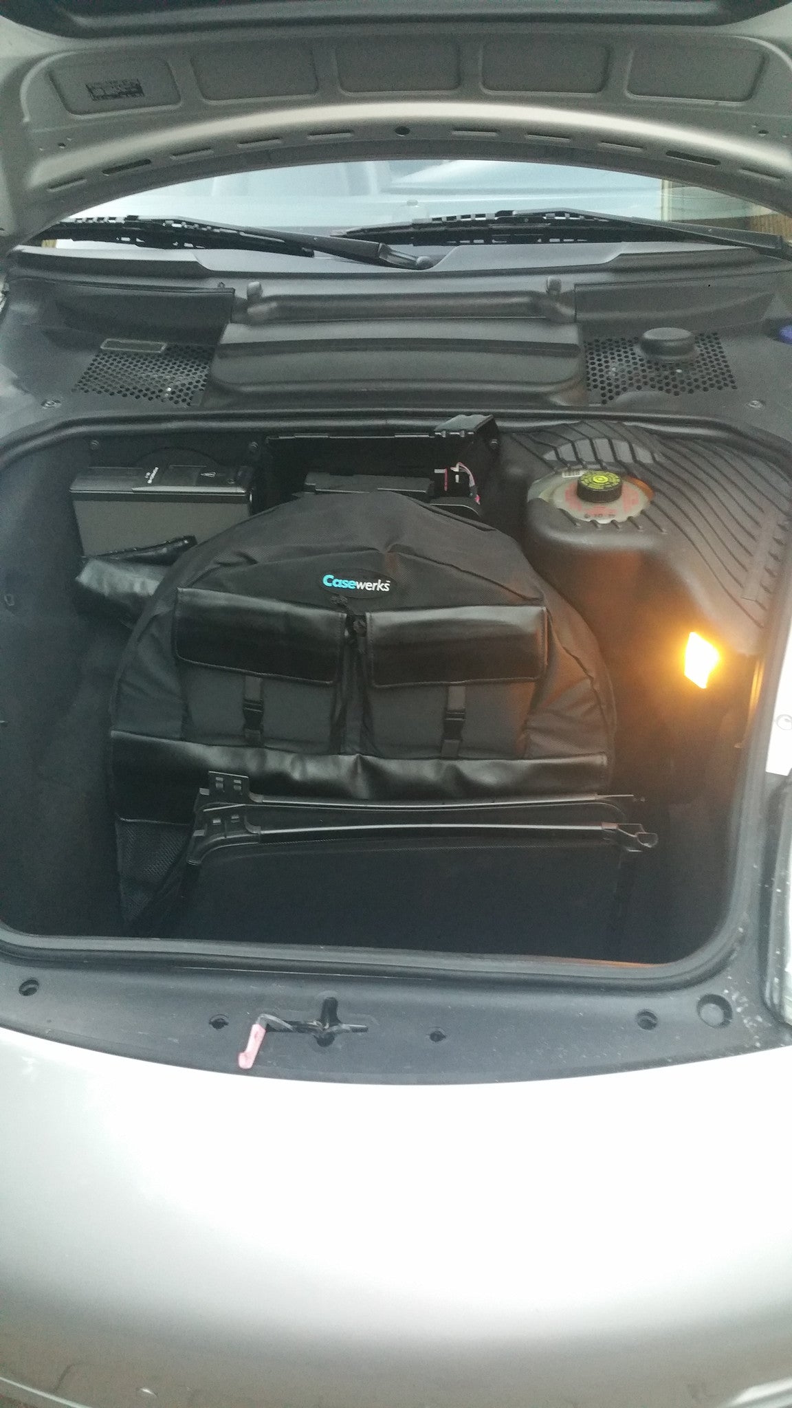 Porsche Spare Tire Cover - Lid Liner Corp.